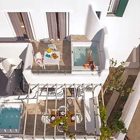 Otel Spiros Naxos City